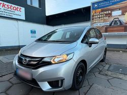 Silber Gebraucht 2016 Honda Jazz Trend Kleinwagen | 6.450 € (Guter Preis)
