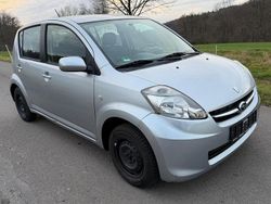 Grau Gebraucht 2009 Subaru Justy Kleinwagen | 1.890 € (Fairer Preis)