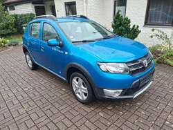 Blau Gebraucht 2016 Dacia Sandero Prestige Kleinwagen | 5.900 € (Fairer Preis)