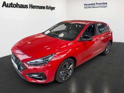 Engine red Gebraucht 2024 Hyundai i30 Advantage Limousine | 20.950 € (Guter Preis)