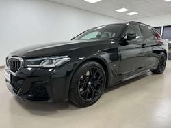 Black sapphire metallic Gebraucht 2022 BMW 530 M Sport Kombi | 36.890 € (Fairer Preis)