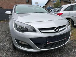Argonsilber/sovereign/switchbl Gebraucht 2014 Opel Astra Energy Kombi | 5.350 €