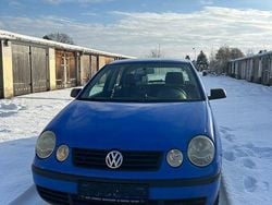 Blau Gebraucht 2003 VW Polo Basis Limousine | 1.600 € (Fairer Preis)