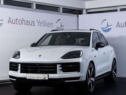 Weiß Gebraucht 2024 Porsche Cayenne SUV | 87.990 €