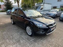 Schwarz Gebraucht 2008 Ford Focus Titanium Kombi | 3.990 € (Teuer)