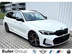 Weiss Gebraucht 2023 BMW 320 Performance Kombi | 31.999 € (Etwas zu teuer)