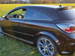 Schwarz Gebraucht 2007 Opel Astra OPC Limousine | 6.300 € (Teuer)