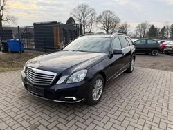 Blau Gebraucht 2010 Mercedes E350 Kombi | 8.790 € (Guter Preis)
