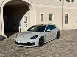 Grau Gebraucht 2019 Porsche Panamera GTS Sport Turismo Limousine | 72.990 € (Etwas zu teuer)