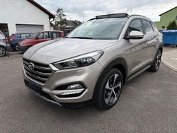 Beige Gebraucht 2017 Hyundai Tucson Premium SUV | 20.950 € (Etwas zu teuer)