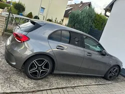 Grau Gebraucht 2021 Mercedes A200 Advanced Limousine | 25.000 € (Fairer Preis)