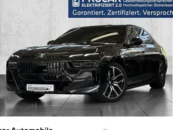 Schwarz Gebraucht 2023 BMW 750e M Sport Limousine | 87.980 €