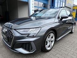 Grau Gebraucht 2024 Audi A3 Sportback e-tron S-Line Limousine | 29.990 € (Guter Preis)