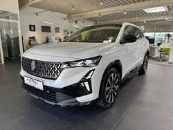 Perlmuttweiß metallic Neu 2025 Renault Austral Techno SUV | 35.390 € (Guter Preis)