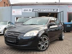 Schwarz Gebraucht 2007 Kia Ceed LX Kleinwagen | 2.399 € (Fairer Preis)