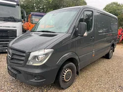 Grau Gebraucht 2015 Mercedes Sprinter Van | 2.800 €