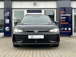 Grenadillschwarz Gebraucht 2025 VW Passat R-line Kombi | 38.950 € (Fairer Preis)