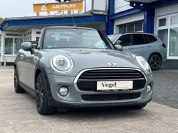 Grau Gebraucht 2018 Mini Cooper Cabriolet Chili Cabrio | 18.900 € (Fairer Preis)