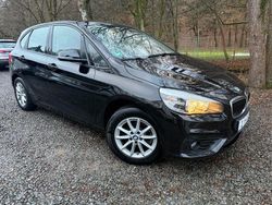 Schwarz Gebraucht 2016 BMW 218 Active Tourer Advantage Van / Kleinbus | 12.999 € (Guter Preis)