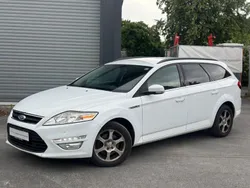 Weiß Gebraucht 2014 Ford Mondeo Ambiente Kombi | 2.850 €