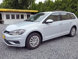 Grau Gebraucht 2018 VW Golf VII Trendline Kombi | 11.900 € (Fairer Preis)
