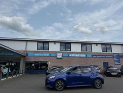 Blau Gebraucht 2021 Toyota Yaris Business Edition Limousine | 14.750 € (Fairer Preis)