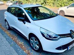Weiß Gebraucht 2015 Renault Clio GrandTour LIMITED Kombi | 6.999 € (Fairer Preis)