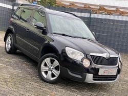 Schwarz Gebraucht 2013 Skoda Yeti Elegance SUV | 7.300 € (Guter Preis)