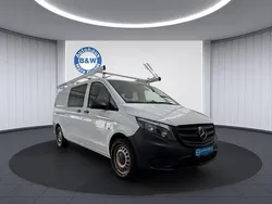 Weiß Gebraucht 2021 Mercedes Vito Van / Kleinbus | 31.999 € (Guter Preis)