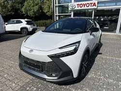 Weiß Gebraucht 2024 Toyota C-HR Team SUV | 29.990 € (Guter Preis)