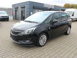 Schwarz Gebraucht 2018 Opel Zafira Active Van / Kleinbus | 10.790 € (Superpreis)