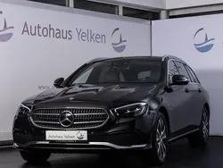Schwarz (obsidianschwarz lack) Gebraucht 2020 Mercedes E300 Avantgarde Limousine | 27.990 € (Fairer Preis)