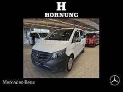 Arktikweiß Gebraucht 2022 Mercedes Vito Van / Kleinbus | 31.900 € (Fairer Preis)