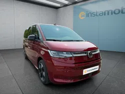 Rot Gebraucht 2025 VW Multivan Life Van / Kleinbus | 77.699 €