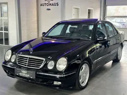 Schwarz Gebraucht 2000 Mercedes E280 Avantgarde Limousine | 4.190 € (Superpreis)