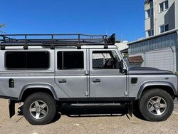 Grau Gebraucht 2011 Land Rover Defender Kombi | 45.000 € (Fairer Preis)
