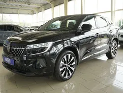 Sternenschwarz Gebraucht 2024 Renault Austral Techno SUV | 31.910 € (Guter Preis)