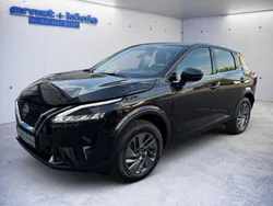 Schwarz Gebraucht 2024 Nissan Qashqai Acenta SUV | 28.970 € (Fairer Preis)