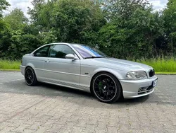 Silber Gebraucht 2002 BMW 330 M Sport Coupé | 8.500 € (Guter Preis)