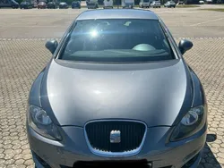 Grau Gebraucht 2012 Seat Leon Style Limousine | 6.800 € (Superpreis)