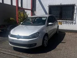 Silber Gebraucht 2009 VW Golf VI Limousine | 2.400 € (Superpreis)