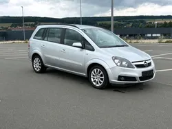 Silber Gebraucht 2007 Opel Zafira Van / Kleinbus | 5.999 € (Teuer)
