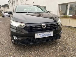 Schwarz Gebraucht 2021 Dacia Sandero Comfort Limousine | 8.900 € (Guter Preis)