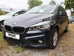 Blau Gebraucht 2017 BMW 218 Active Tourer Sport Line Van / Kleinbus | 14.990 € (Fairer Preis)