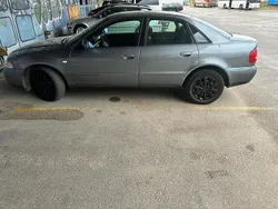 Grau Gebraucht 2000 Audi A4 Limousine | 1.500 € (Guter Preis)