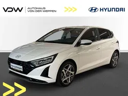 Weiß Gebraucht 2024 Hyundai i20 Prime Limousine | 19.900 € (Guter Preis)