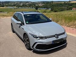 Grau Gebraucht 2023 VW Golf VIII R-line Kombi | 29.500 € (Fairer Preis)