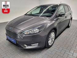 Grau (grau) Gebraucht 2018 Ford Focus Titanium Kombi | 12.480 € (Teuer)