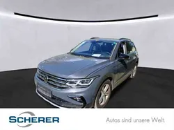 Delfingrau metallic (metallic) Gebraucht 2022 VW Tiguan Sport SUV | 38.880 € (Teuer)