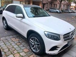 Weiß Gebraucht 2017 Mercedes GLC220 AMG line SUV | 27.500 € (Fairer Preis)